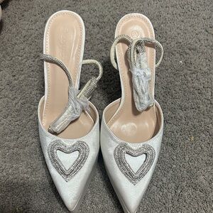 Elegant White Heart-Embellished Women's Shoes